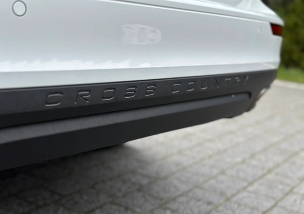 Volvo V60 Cross Country cena 127700 przebieg: 143500, rok produkcji 2021 z Płock małe 781